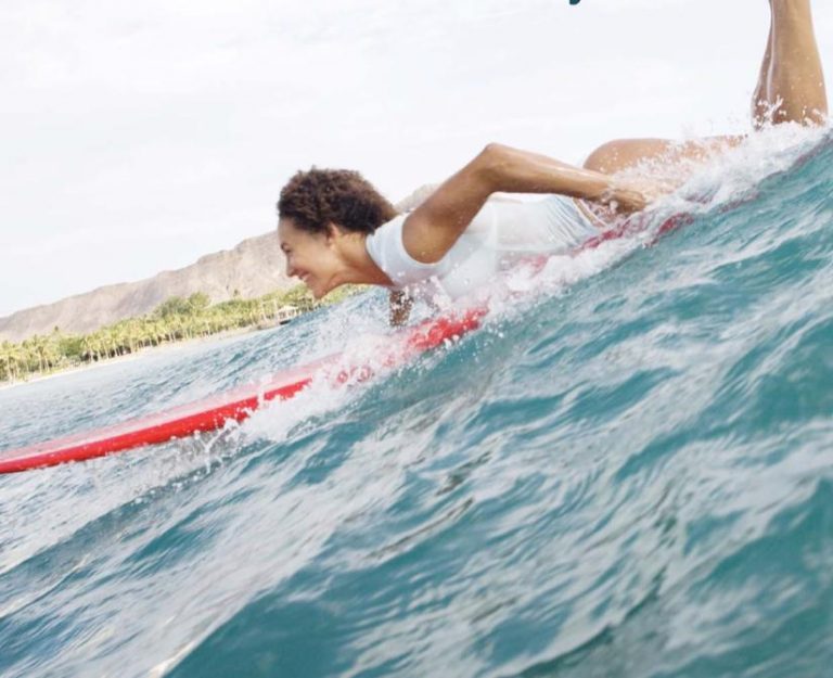 Surfer's Knee Pain and 5 Exercises to Prevent It - Jaco Rehab